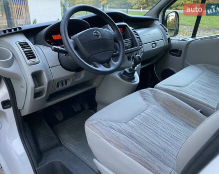 Білий Ніссан Прімастар, об'ємом двигуна 2 л та пробігом 257 тис. км за 11900 $, фото 38 на Automoto.ua