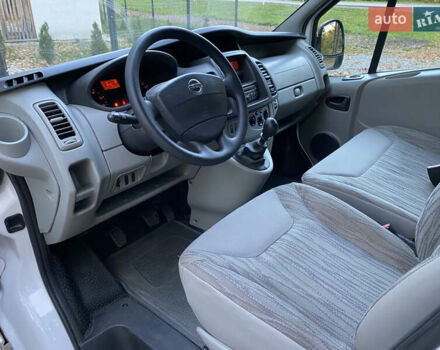 Білий Ніссан Прімастар, об'ємом двигуна 2 л та пробігом 257 тис. км за 11900 $, фото 28 на Automoto.ua