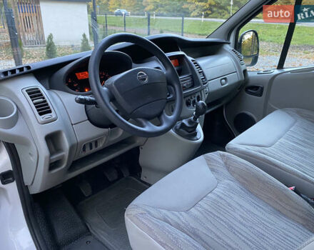 Білий Ніссан Прімастар, об'ємом двигуна 2 л та пробігом 257 тис. км за 11900 $, фото 29 на Automoto.ua