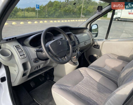 Белый Ниссан Примастар, объемом двигателя 2 л и пробегом 249 тыс. км за 11900 $, фото 24 на Automoto.ua