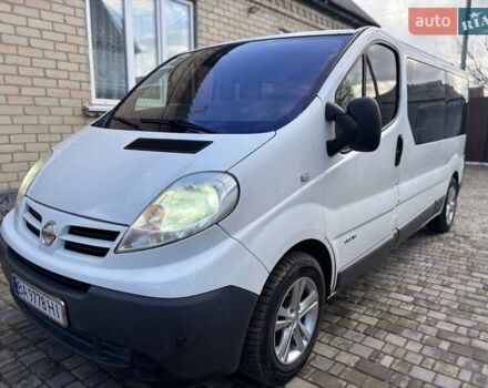 Белый Ниссан Примастар, объемом двигателя 2 л и пробегом 325 тыс. км за 10700 $, фото 3 на Automoto.ua