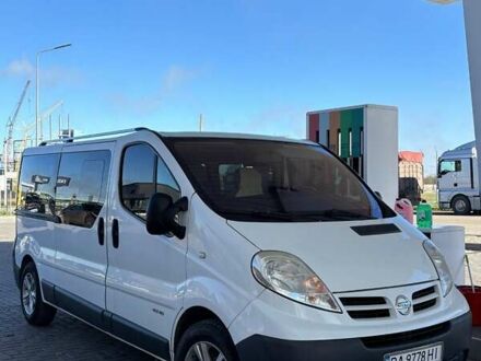 Белый Ниссан Примастар, объемом двигателя 2 л и пробегом 325 тыс. км за 10700 $, фото 1 на Automoto.ua