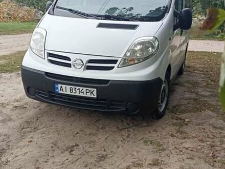 Белый Ниссан Примастар, объемом двигателя 2.5 л и пробегом 383 тыс. км за 8300 $, фото 1 на Automoto.ua