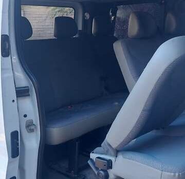 Білий Ніссан Прімастар, об'ємом двигуна 2 л та пробігом 335 тис. км за 8490 $, фото 1 на Automoto.ua