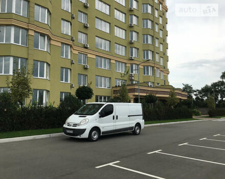 Белый Ниссан Примастар, объемом двигателя 2 л и пробегом 260 тыс. км за 9000 $, фото 1 на Automoto.ua