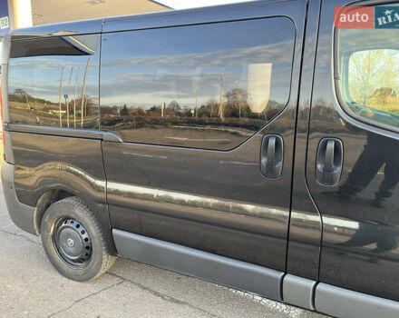 Черный Ниссан Примастар, объемом двигателя 2 л и пробегом 200 тыс. км за 9799 $, фото 60 на Automoto.ua