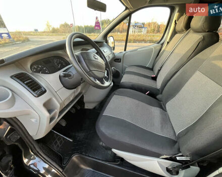 Черный Ниссан Примастар, объемом двигателя 2 л и пробегом 200 тыс. км за 9799 $, фото 91 на Automoto.ua