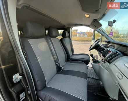 Черный Ниссан Примастар, объемом двигателя 2 л и пробегом 200 тыс. км за 9799 $, фото 109 на Automoto.ua