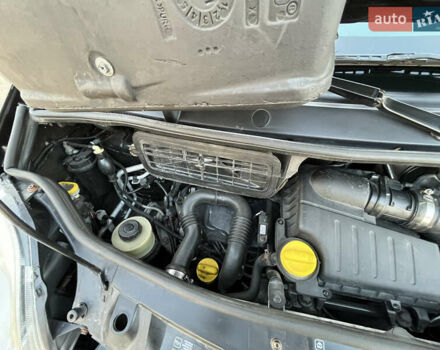 Черный Ниссан Примастар, объемом двигателя 2 л и пробегом 200 тыс. км за 9799 $, фото 138 на Automoto.ua