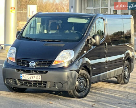 Черный Ниссан Примастар, объемом двигателя 2 л и пробегом 200 тыс. км за 9799 $, фото 4 на Automoto.ua