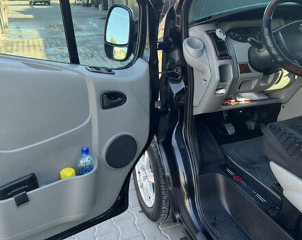 Черный Ниссан Примастар, объемом двигателя 2 л и пробегом 282 тыс. км за 11500 $, фото 10 на Automoto.ua