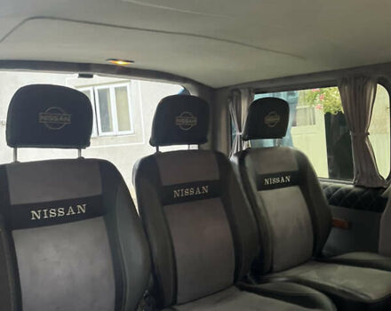 Черный Ниссан Примастар, объемом двигателя 2 л и пробегом 282 тыс. км за 11500 $, фото 26 на Automoto.ua