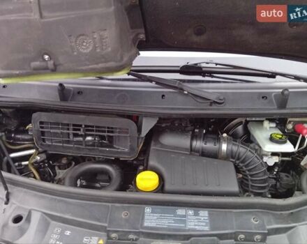 Черный Ниссан Примастар, объемом двигателя 2 л и пробегом 211 тыс. км за 14800 $, фото 12 на Automoto.ua