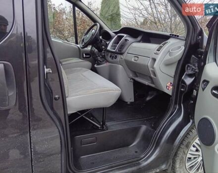 Черный Ниссан Примастар, объемом двигателя 2 л и пробегом 211 тыс. км за 14800 $, фото 7 на Automoto.ua