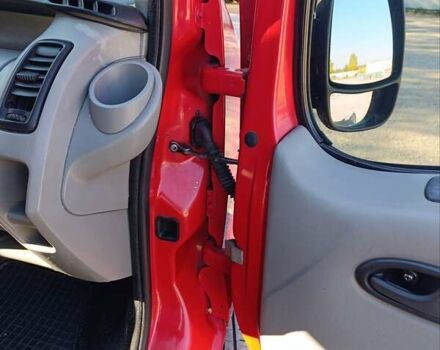 Красный Ниссан Примастар, объемом двигателя 2 л и пробегом 413 тыс. км за 6999 $, фото 2 на Automoto.ua