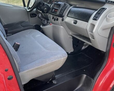 Червоний Ніссан Прімастар, об'ємом двигуна 1.9 л та пробігом 500 тис. км за 3100 $, фото 11 на Automoto.ua