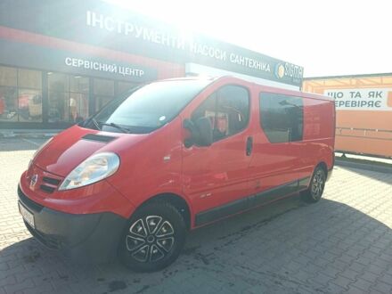 Червоний Ніссан Прімастар, об'ємом двигуна 2 л та пробігом 230 тис. км за 8900 $, фото 1 на Automoto.ua