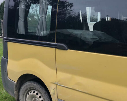 Жовтий Ніссан Прімастар, об'ємом двигуна 1.9 л та пробігом 260 тис. км за 5400 $, фото 2 на Automoto.ua