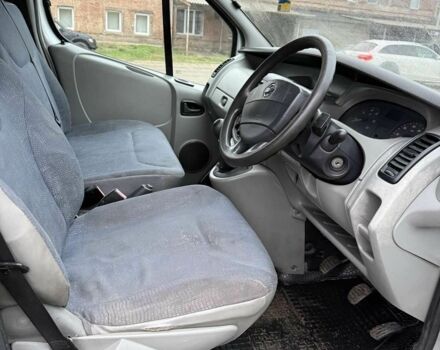 Серый Ниссан Примастар, объемом двигателя 1.9 л и пробегом 183 тыс. км за 3500 $, фото 6 на Automoto.ua