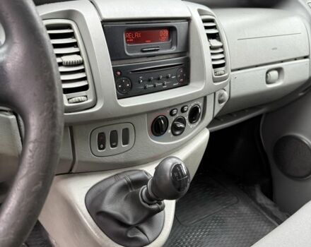 Сірий Ніссан Прімастар, об'ємом двигуна 2 л та пробігом 240 тис. км за 5000 $, фото 12 на Automoto.ua