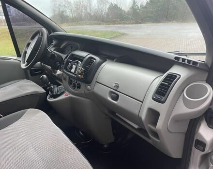 Серый Ниссан Примастар, объемом двигателя 2.5 л и пробегом 345 тыс. км за 7000 $, фото 5 на Automoto.ua