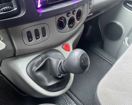 Серый Ниссан Примастар, объемом двигателя 2.5 л и пробегом 345 тыс. км за 7000 $, фото 8 на Automoto.ua