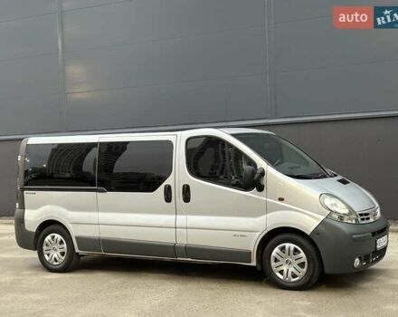 Серый Ниссан Примастар, объемом двигателя 2.5 л и пробегом 285 тыс. км за 7350 $, фото 2 на Automoto.ua