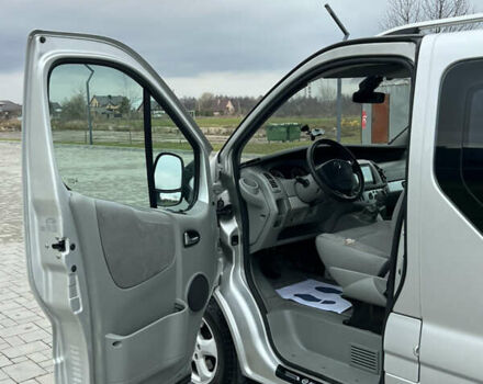 Серый Ниссан Примастар, объемом двигателя 2.5 л и пробегом 237 тыс. км за 9700 $, фото 20 на Automoto.ua