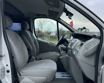 Серый Ниссан Примастар, объемом двигателя 2.5 л и пробегом 237 тыс. км за 9700 $, фото 33 на Automoto.ua