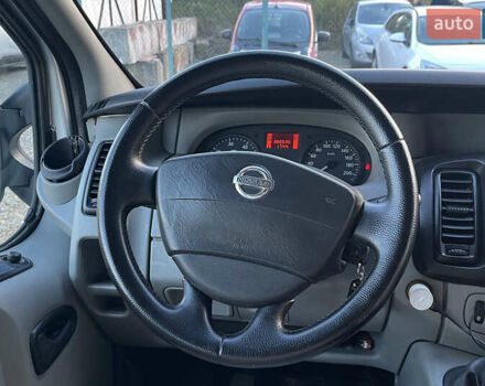 Серый Ниссан Примастар, объемом двигателя 1.87 л и пробегом 300 тыс. км за 7999 $, фото 16 на Automoto.ua