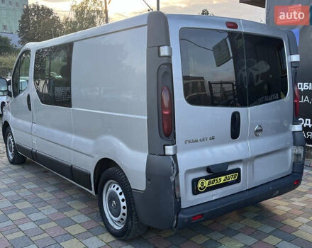 Серый Ниссан Примастар, объемом двигателя 1.87 л и пробегом 300 тыс. км за 7999 $, фото 4 на Automoto.ua