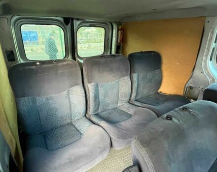 Серый Ниссан Примастар, объемом двигателя 1.9 л и пробегом 300 тыс. км за 7680 $, фото 20 на Automoto.ua