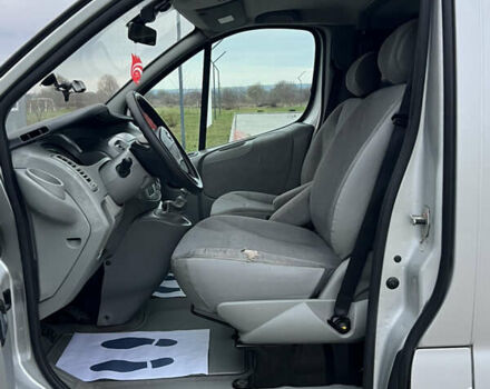 Серый Ниссан Примастар, объемом двигателя 2.5 л и пробегом 237 тыс. км за 9700 $, фото 22 на Automoto.ua