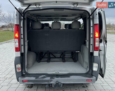 Серый Ниссан Примастар, объемом двигателя 2.5 л и пробегом 237 тыс. км за 9700 $, фото 55 на Automoto.ua