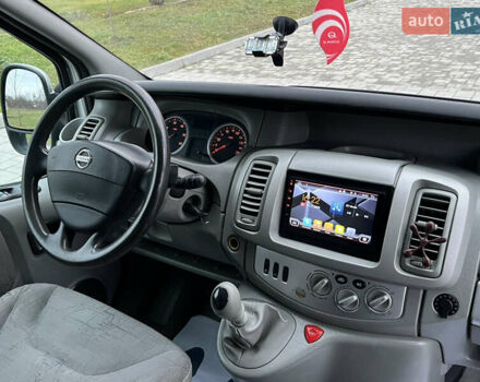 Серый Ниссан Примастар, объемом двигателя 2.5 л и пробегом 237 тыс. км за 9700 $, фото 38 на Automoto.ua