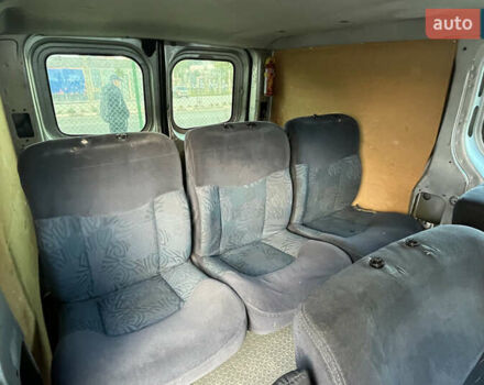 Серый Ниссан Примастар, объемом двигателя 1.87 л и пробегом 300 тыс. км за 7999 $, фото 20 на Automoto.ua