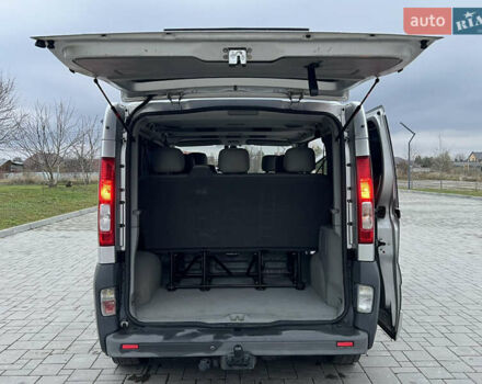 Серый Ниссан Примастар, объемом двигателя 2.5 л и пробегом 237 тыс. км за 9700 $, фото 54 на Automoto.ua