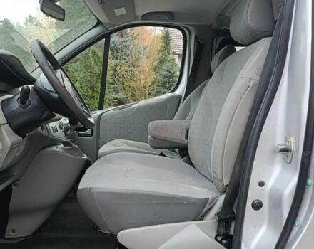 Серый Ниссан Примастар, объемом двигателя 2.5 л и пробегом 260 тыс. км за 6900 $, фото 3 на Automoto.ua