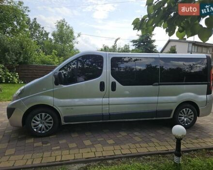 Сірий Ніссан Прімастар, об'ємом двигуна 2 л та пробігом 184 тис. км за 15500 $, фото 3 на Automoto.ua