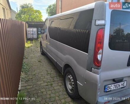 Серый Ниссан Примастар, объемом двигателя 2 л и пробегом 280 тыс. км за 11000 $, фото 5 на Automoto.ua