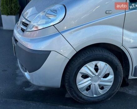 Сірий Ніссан Прімастар, об'ємом двигуна 2 л та пробігом 342 тис. км за 15300 $, фото 4 на Automoto.ua