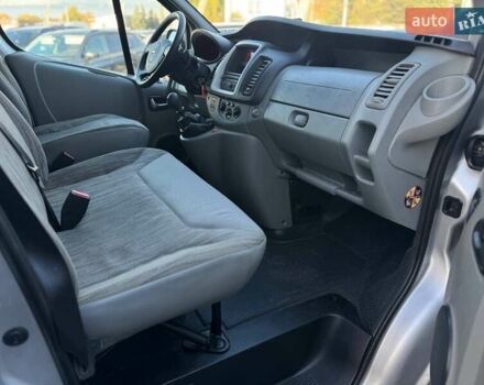 Сірий Ніссан Прімастар, об'ємом двигуна 2 л та пробігом 342 тис. км за 15300 $, фото 30 на Automoto.ua