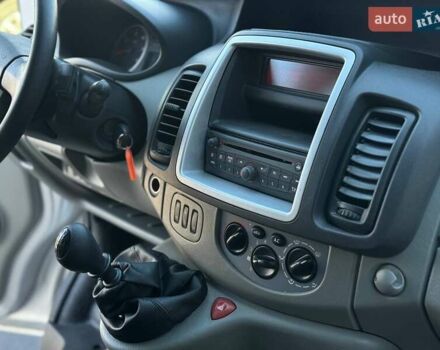 Сірий Ніссан Прімастар, об'ємом двигуна 2 л та пробігом 342 тис. км за 15300 $, фото 31 на Automoto.ua