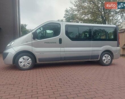 Сірий Ніссан Прімастар, об'ємом двигуна 2 л та пробігом 218 тис. км за 15300 $, фото 2 на Automoto.ua