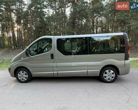 Серый Ниссан Примастар, объемом двигателя 2 л и пробегом 232 тыс. км за 16800 $, фото 7 на Automoto.ua