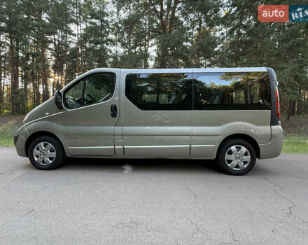 Серый Ниссан Примастар, объемом двигателя 2 л и пробегом 232 тыс. км за 16800 $, фото 8 на Automoto.ua