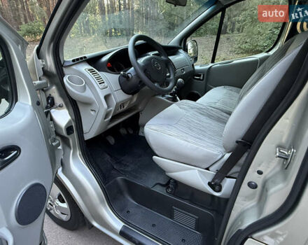 Серый Ниссан Примастар, объемом двигателя 2 л и пробегом 232 тыс. км за 16800 $, фото 26 на Automoto.ua