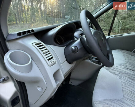 Серый Ниссан Примастар, объемом двигателя 2 л и пробегом 232 тыс. км за 16800 $, фото 29 на Automoto.ua