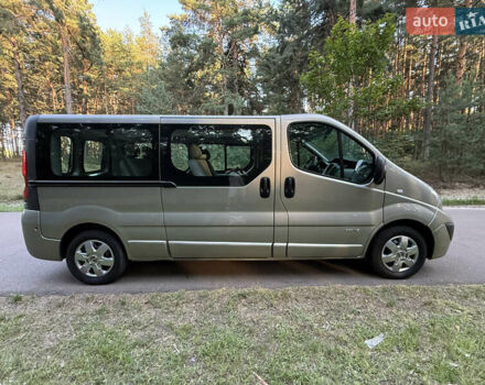 Серый Ниссан Примастар, объемом двигателя 2 л и пробегом 232 тыс. км за 16800 $, фото 15 на Automoto.ua