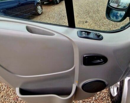 Сірий Ніссан Прімастар, об'ємом двигуна 2.5 л та пробігом 319 тис. км за 4300 $, фото 12 на Automoto.ua